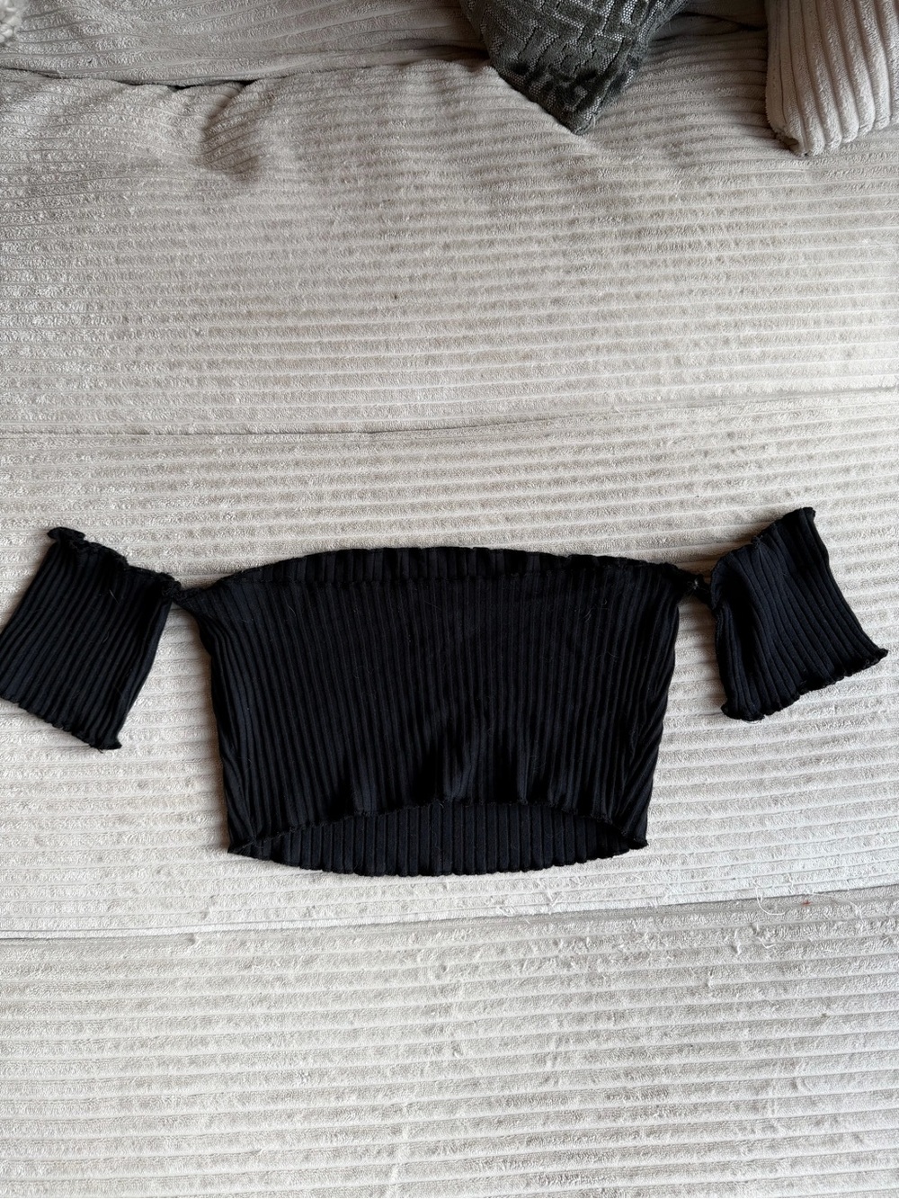Urban Outfitters Black Ribbed Off-the-Shoulder Crop